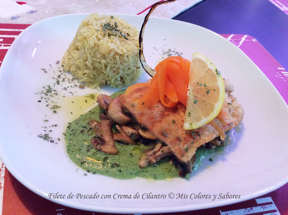 Filete de Pescado con Crema de Cilantro